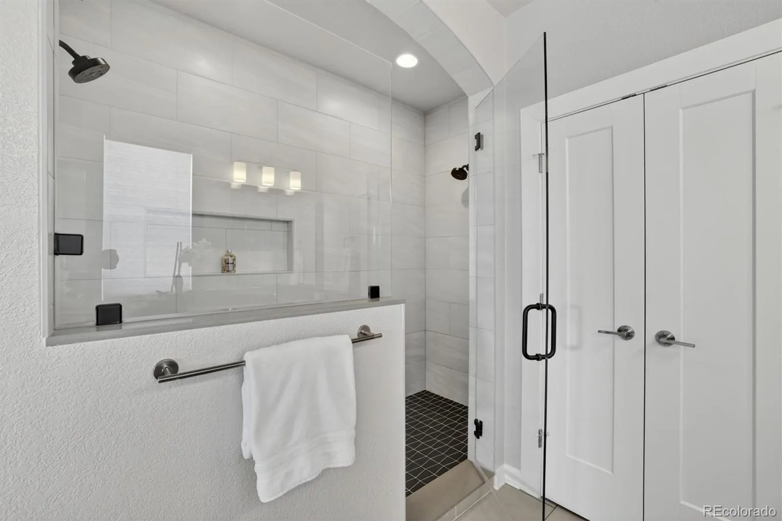 2270 W 66th Avenue Denver CO 80221 MLS #REC3968215 05082026153819 1600 22
