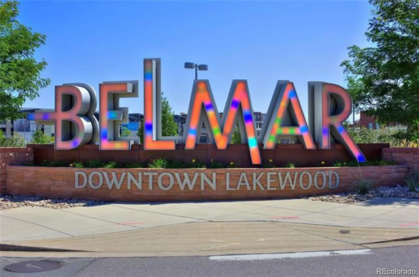 1227 S Harlan Street Lakewood CO 80232 MLS #REC3968869 05082026153827 1600 19