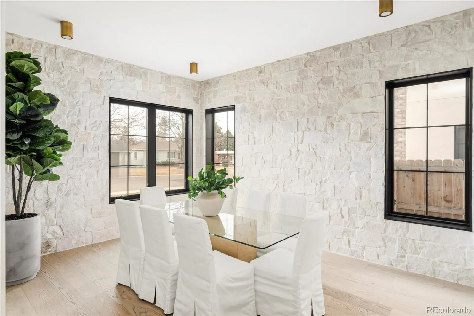 04152026052134 1600 15