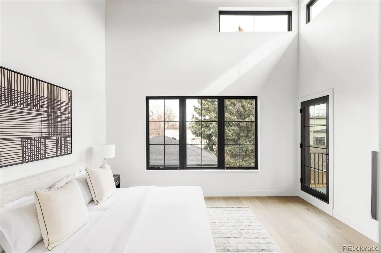 04152026052134 1600 21