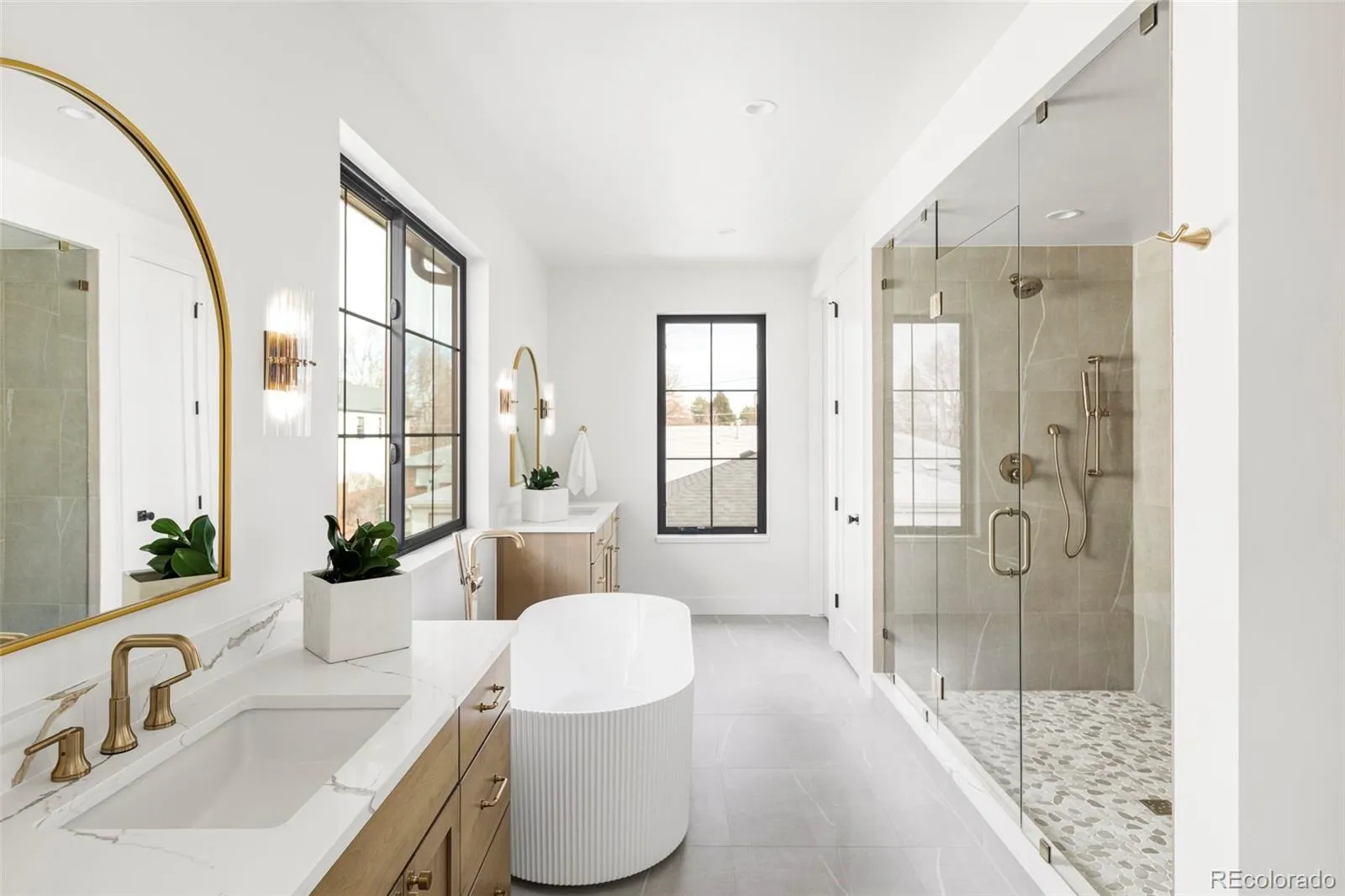 04152026052134 1600 24