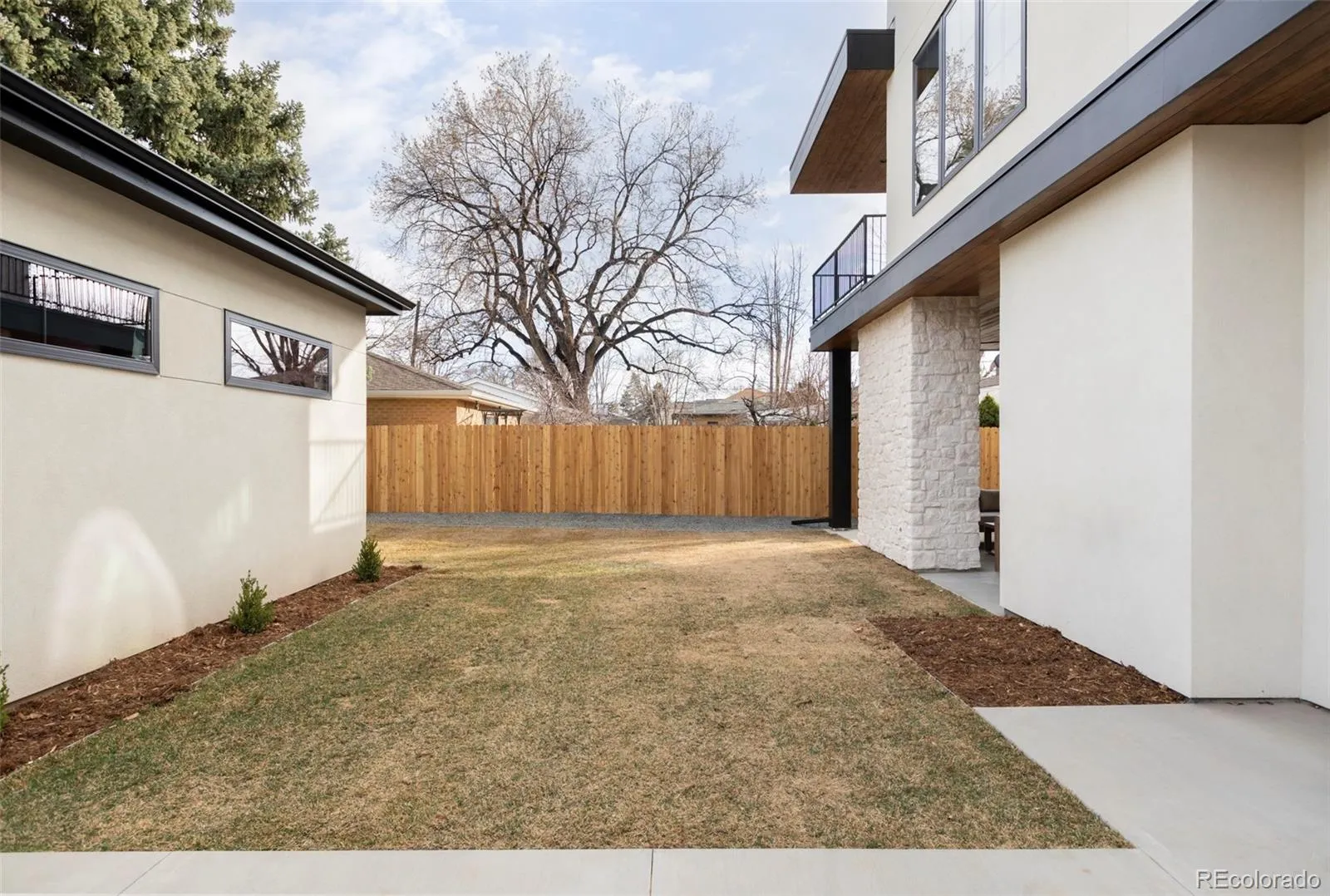 04152026052134 1600 40