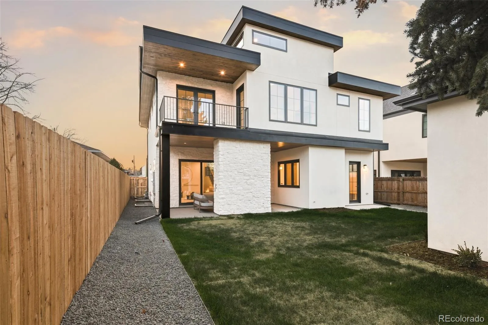 04152026052134 1600 46