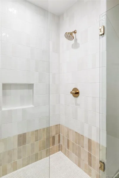 04152026052134 800 37