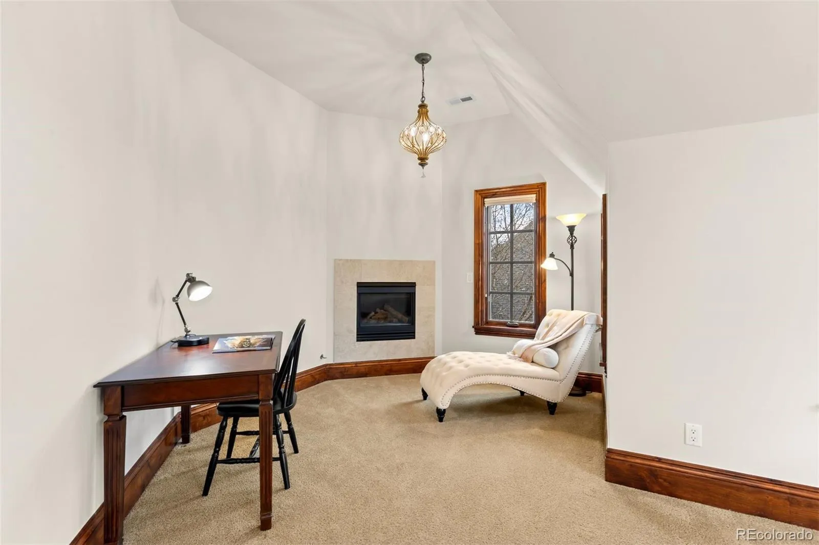 04082026160222 1600 22