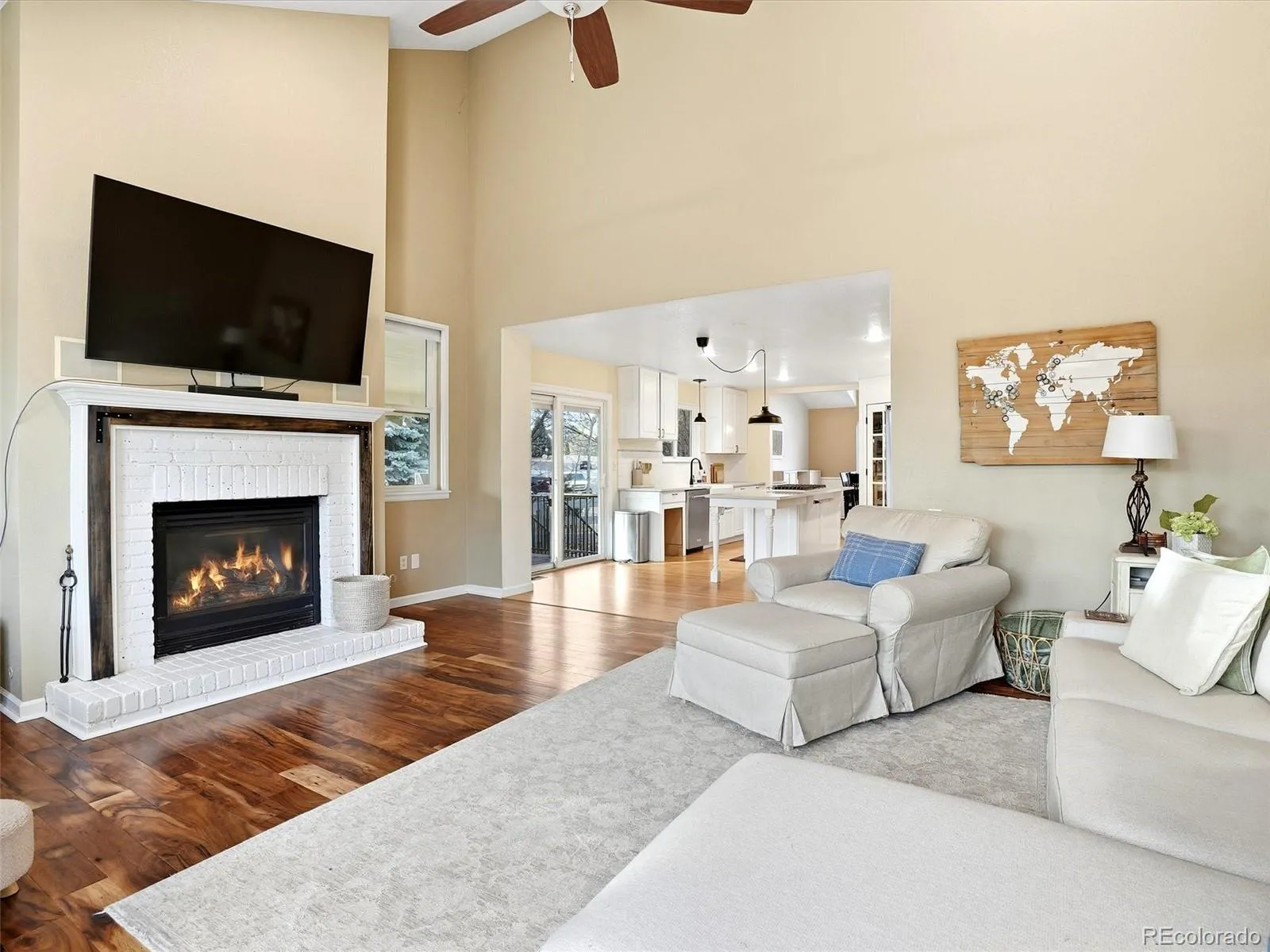 04062026213209 1600 8