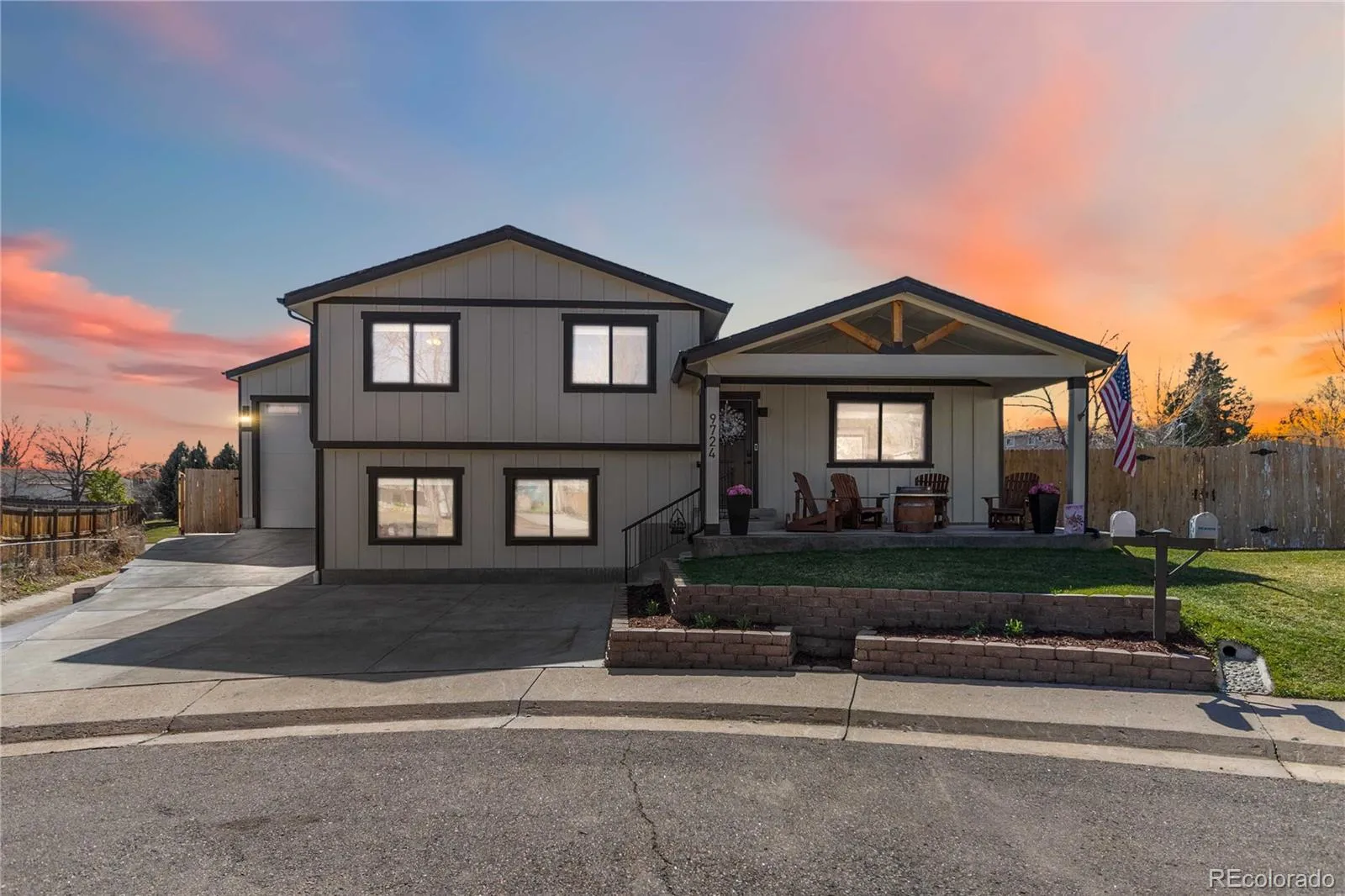 04112026192623 1600 1