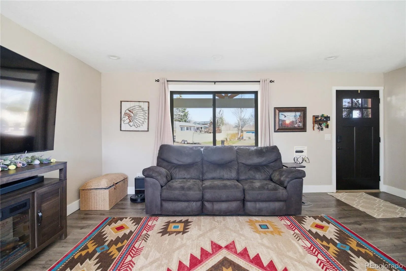 04112026192623 1600 12