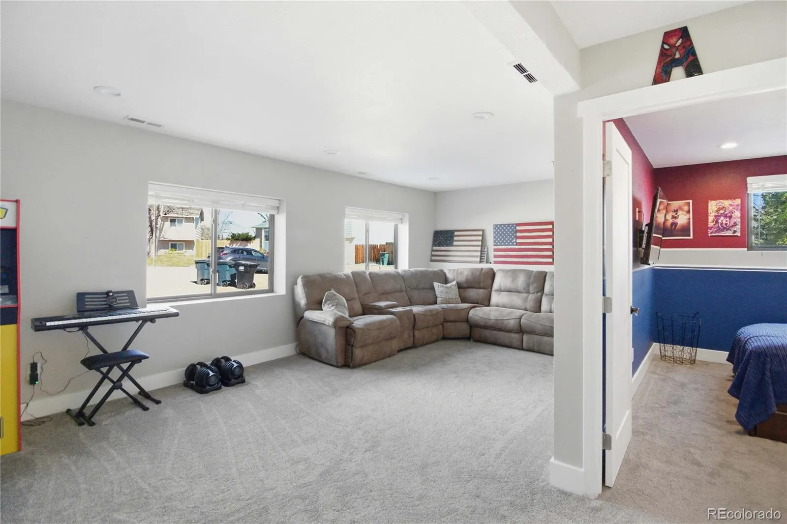 04112026192623 1600 22