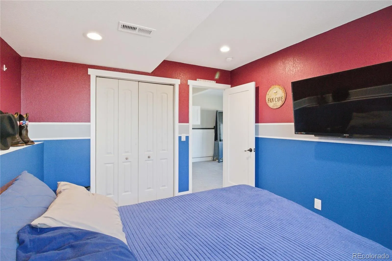 04112026192623 1600 26