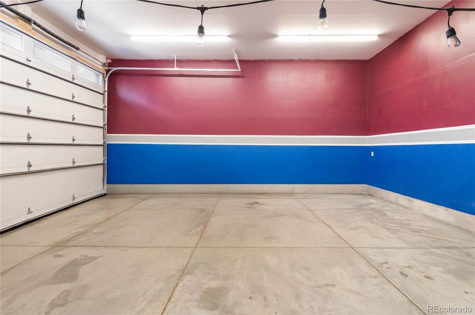 04112026192623 1600 43