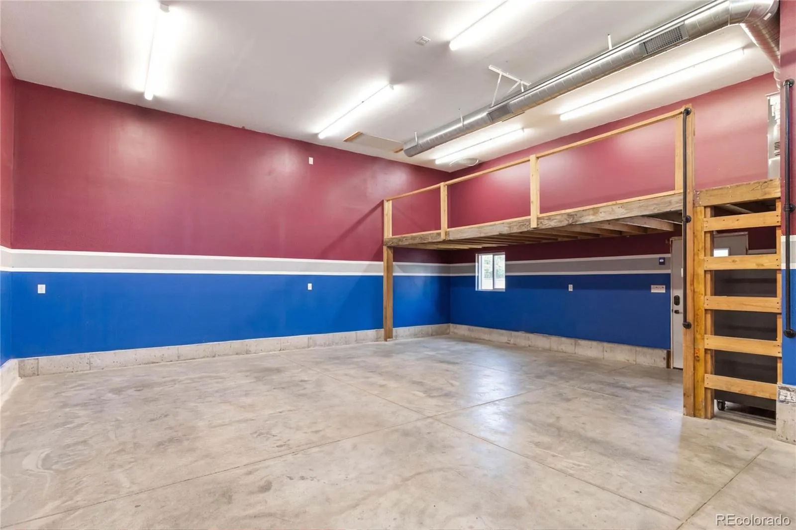 04112026192623 1600 44