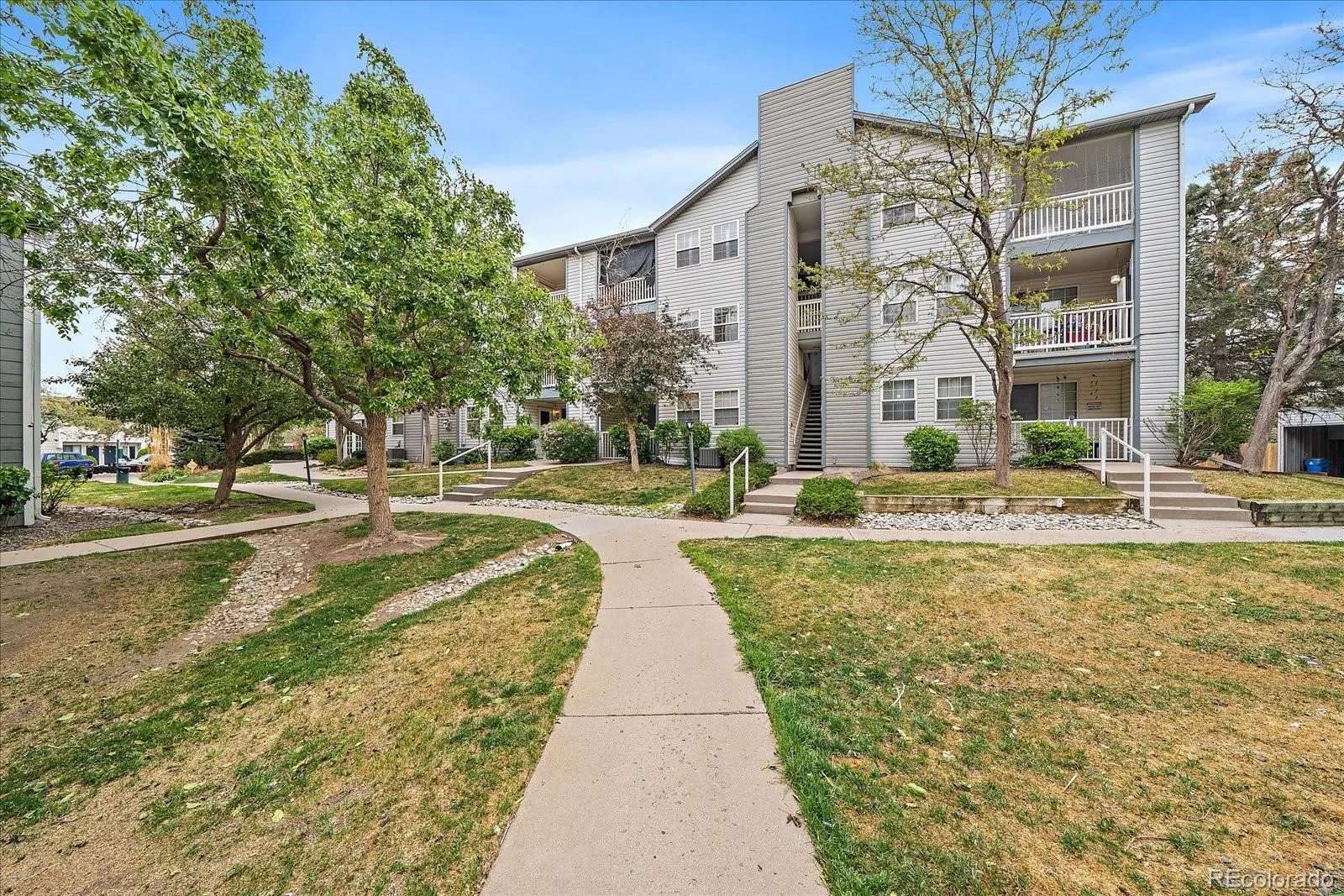 12555 E Tennessee Circle #103 Aurora CO 80012 MLS #REC3975422 04292026143555 1600 21