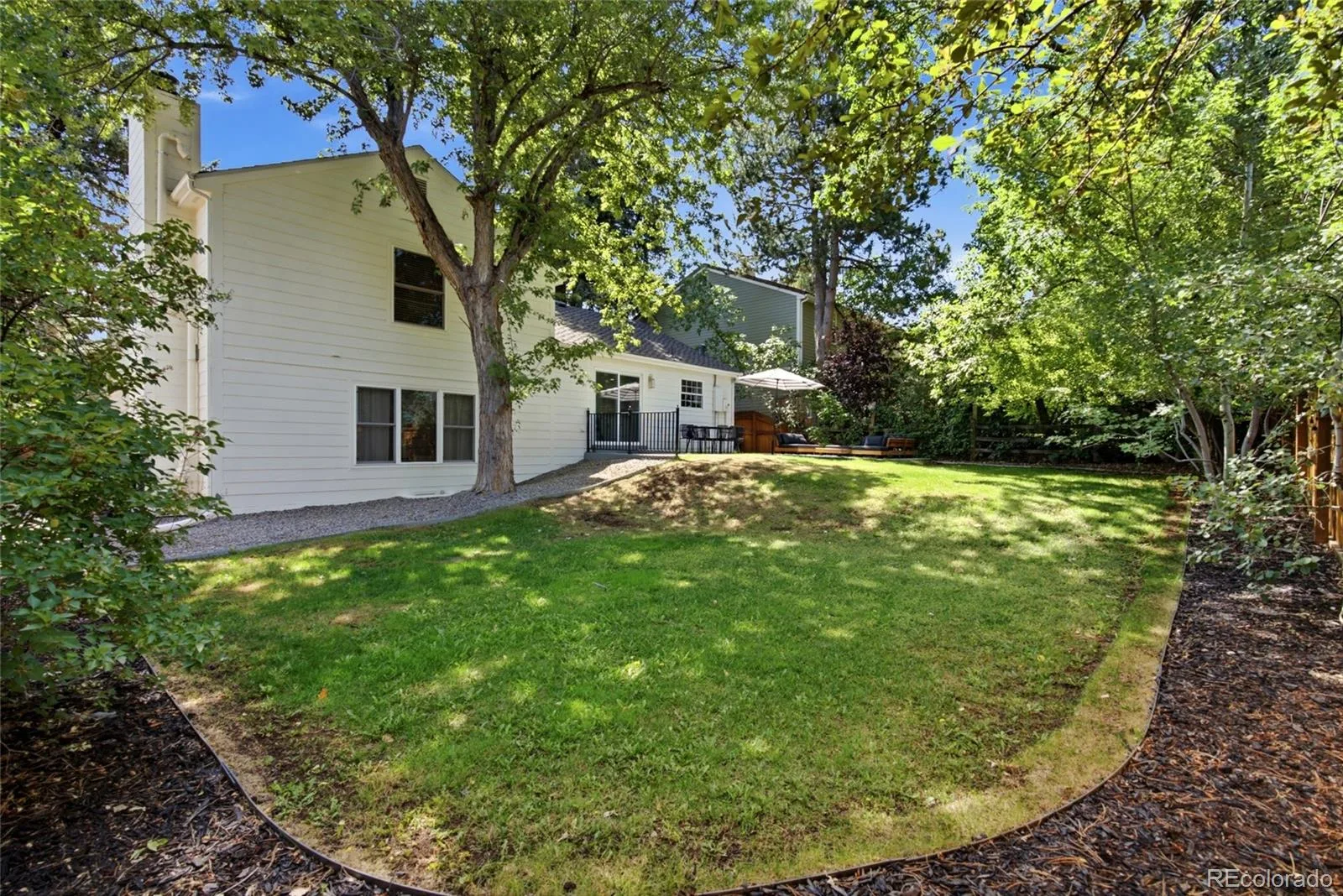 6847 S Magnolia Court Centennial CO 80112 MLS #REC3975745 06192026232215 1600 40