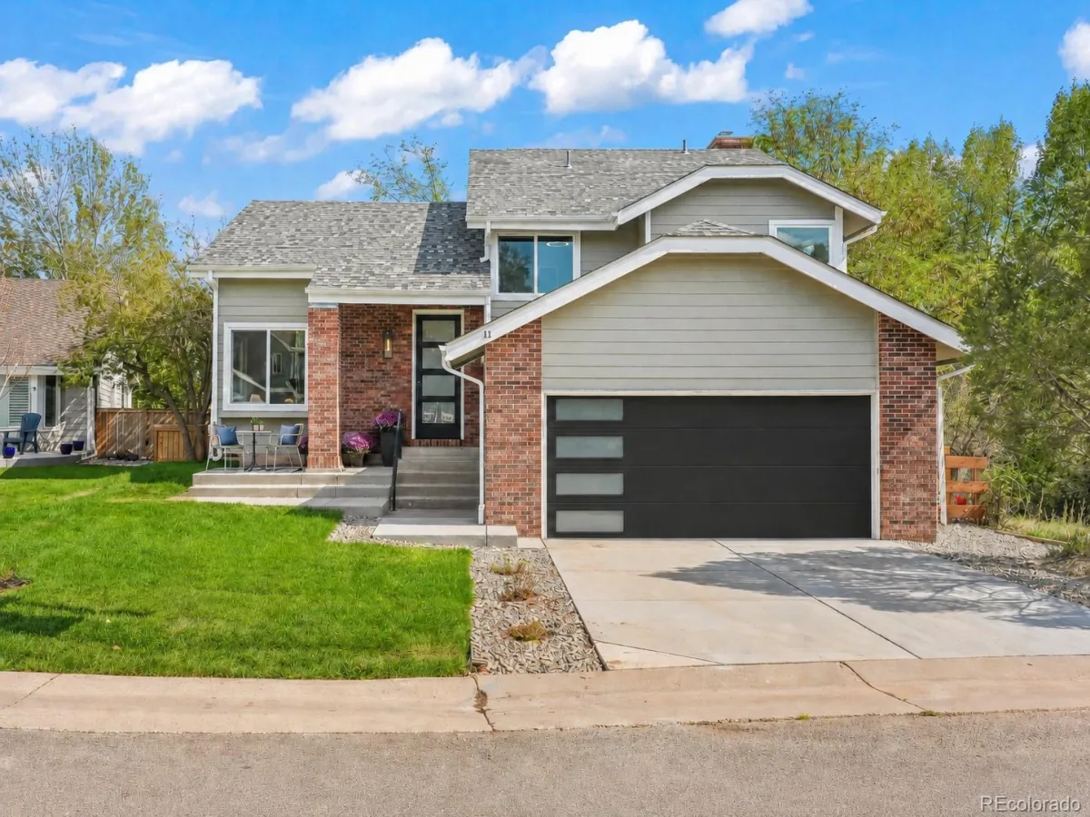 11 Long Spur Littleton CO 80127 | MLS #REC3977649 08282026030235 1200 1