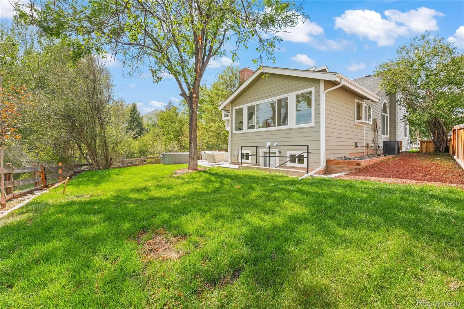 11 Long Spur Littleton CO 80127 | MLS #REC3977649 08282026030235 1600 47