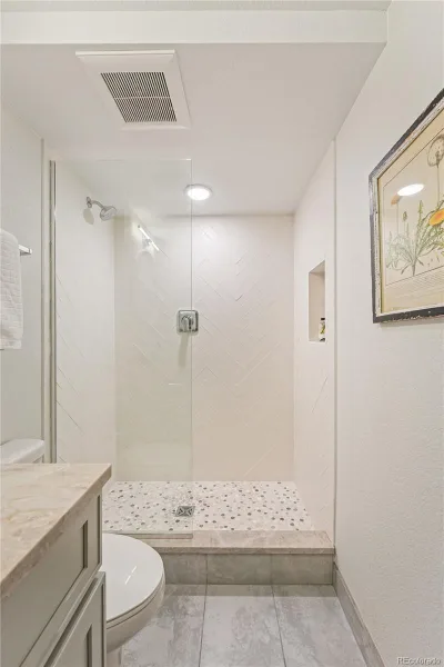 11 Long Spur Littleton CO 80127 | MLS #REC3977649 08282026030235 800 41