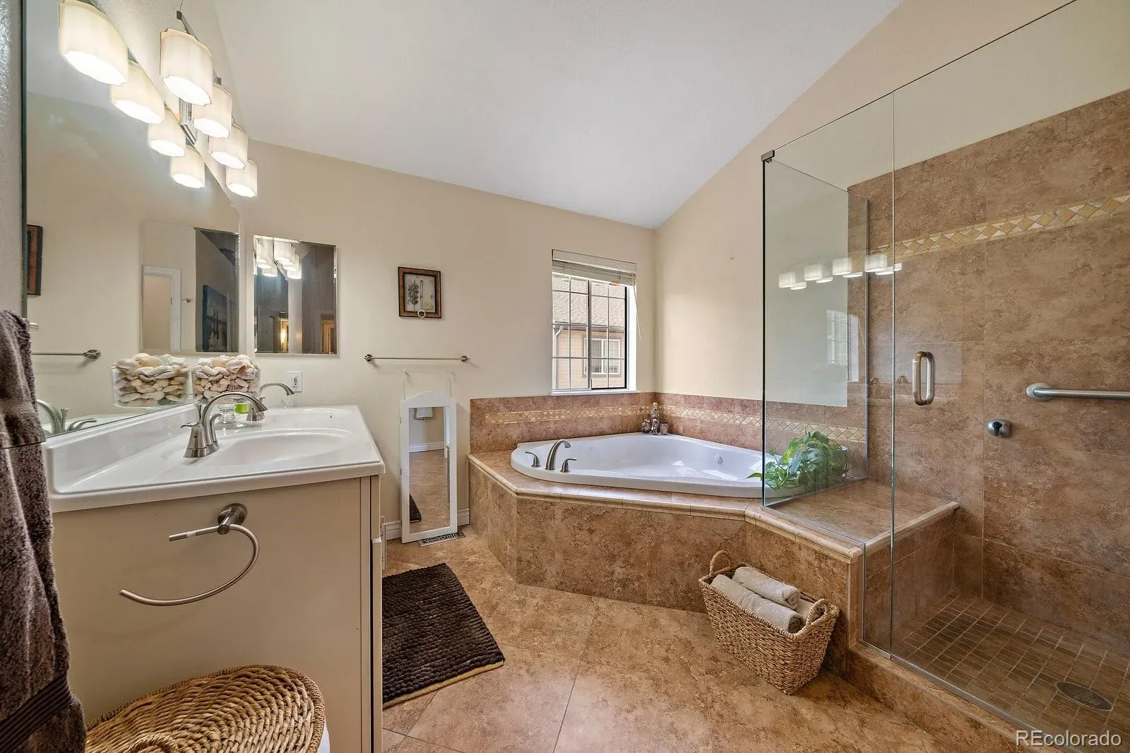 4301 S Pierce Street #6B Littleton CO 80123 | MLS #REC3978455 03102026020536 1600 5