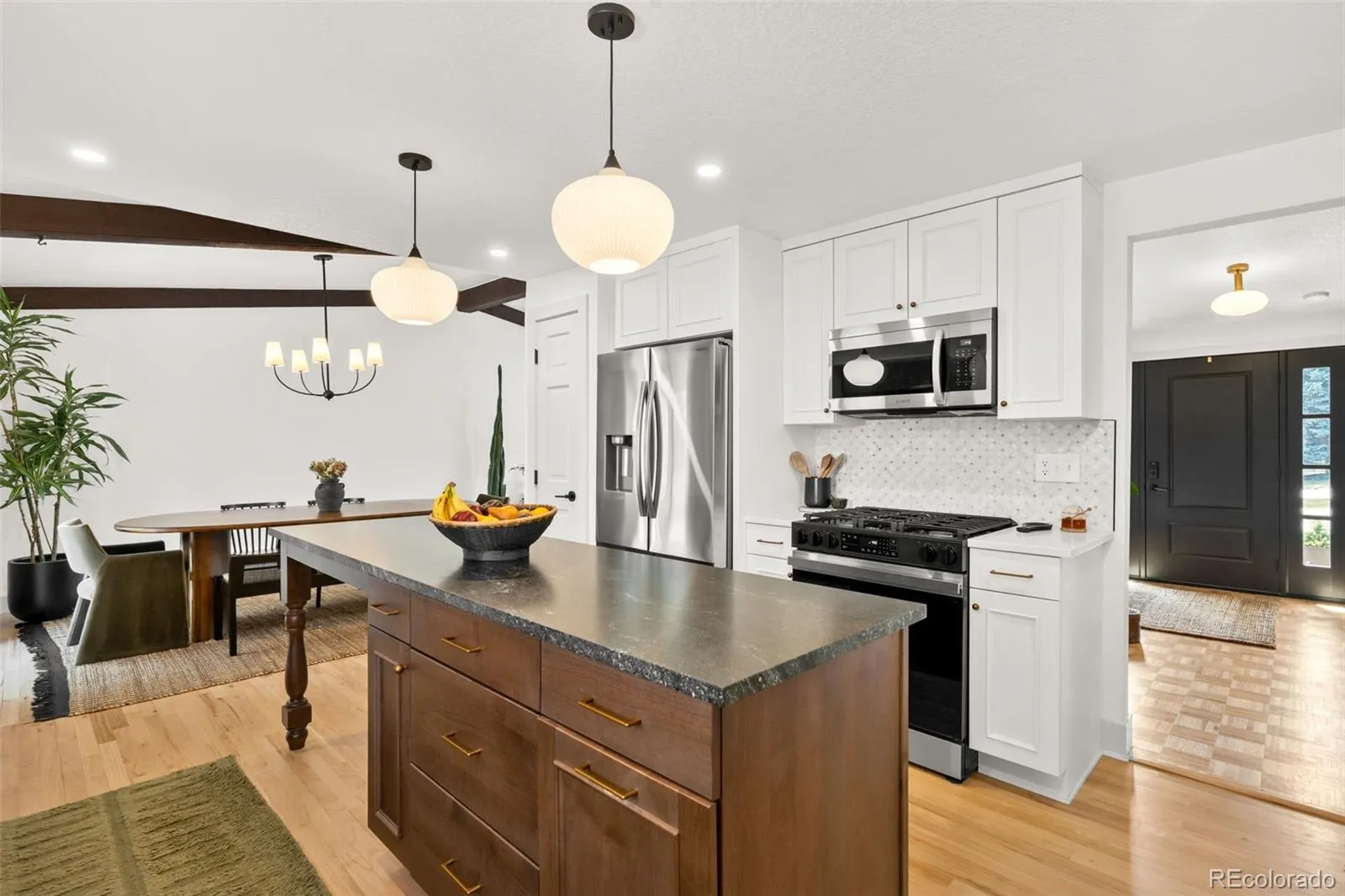 7310 S Eudora Way Centennial CO 80122 MLS #REC3980760 04242026180550 1600 12
