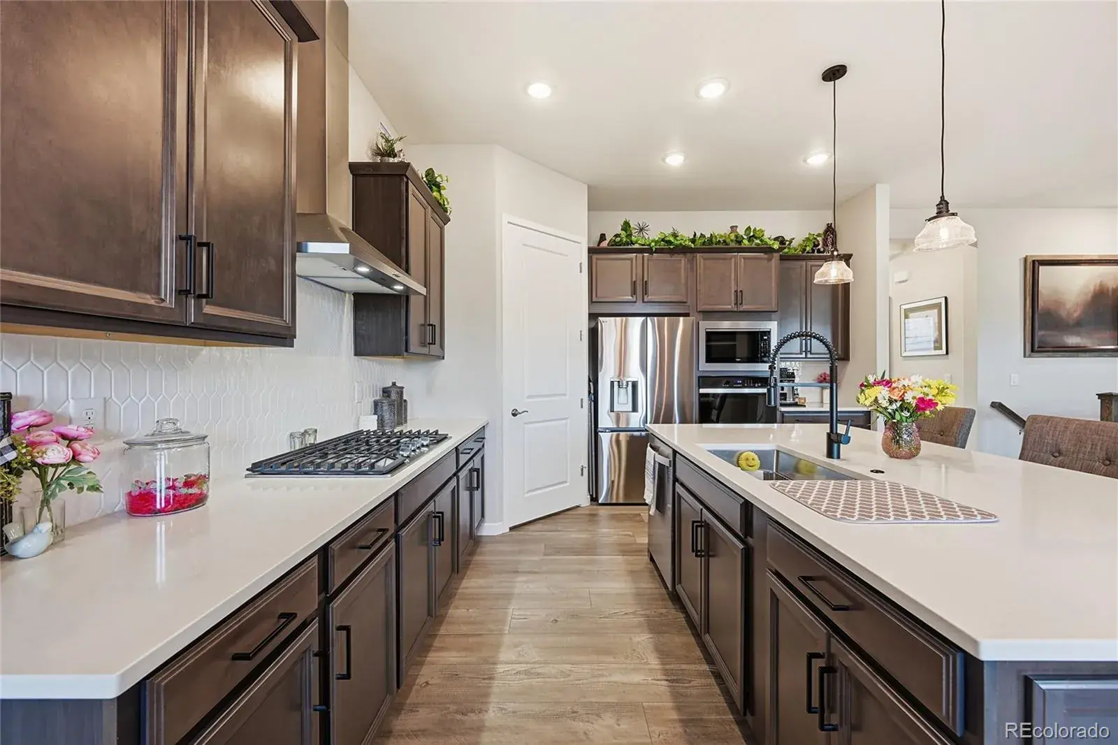 8708 S Quatar Street Aurora CO 80016 MLS #REC3981840 02242026182848 1600 18