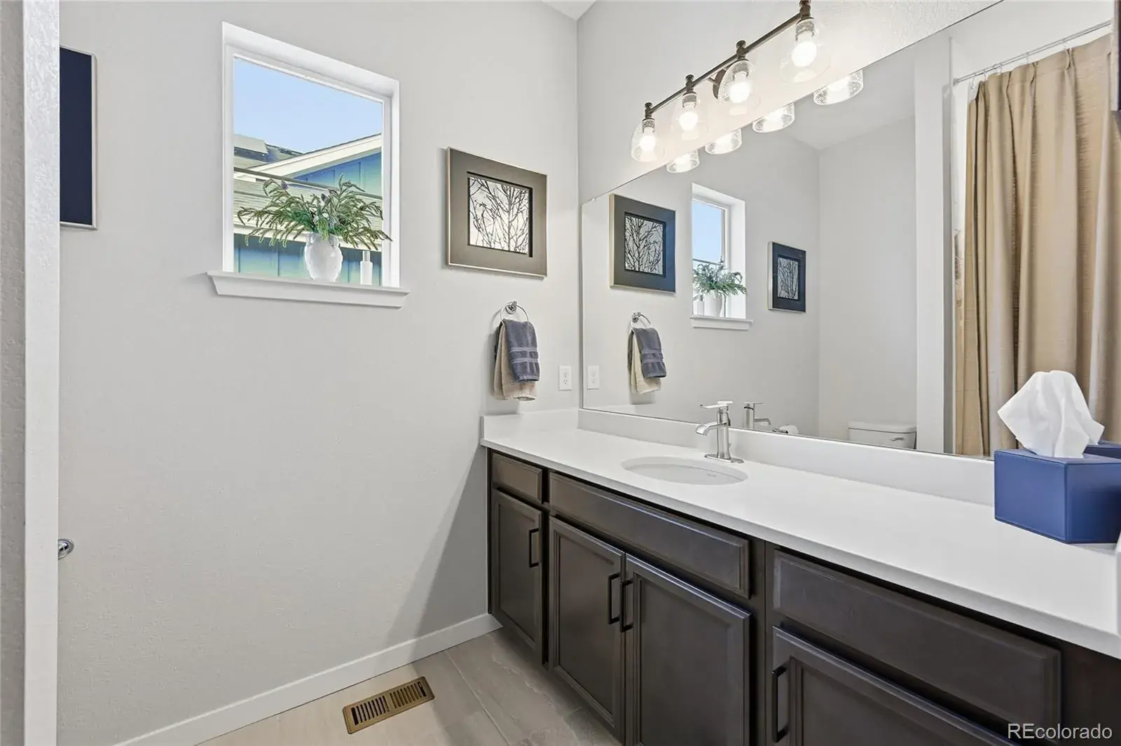8708 S Quatar Street Aurora CO 80016 MLS #REC3981840 02242026182848 1600 20