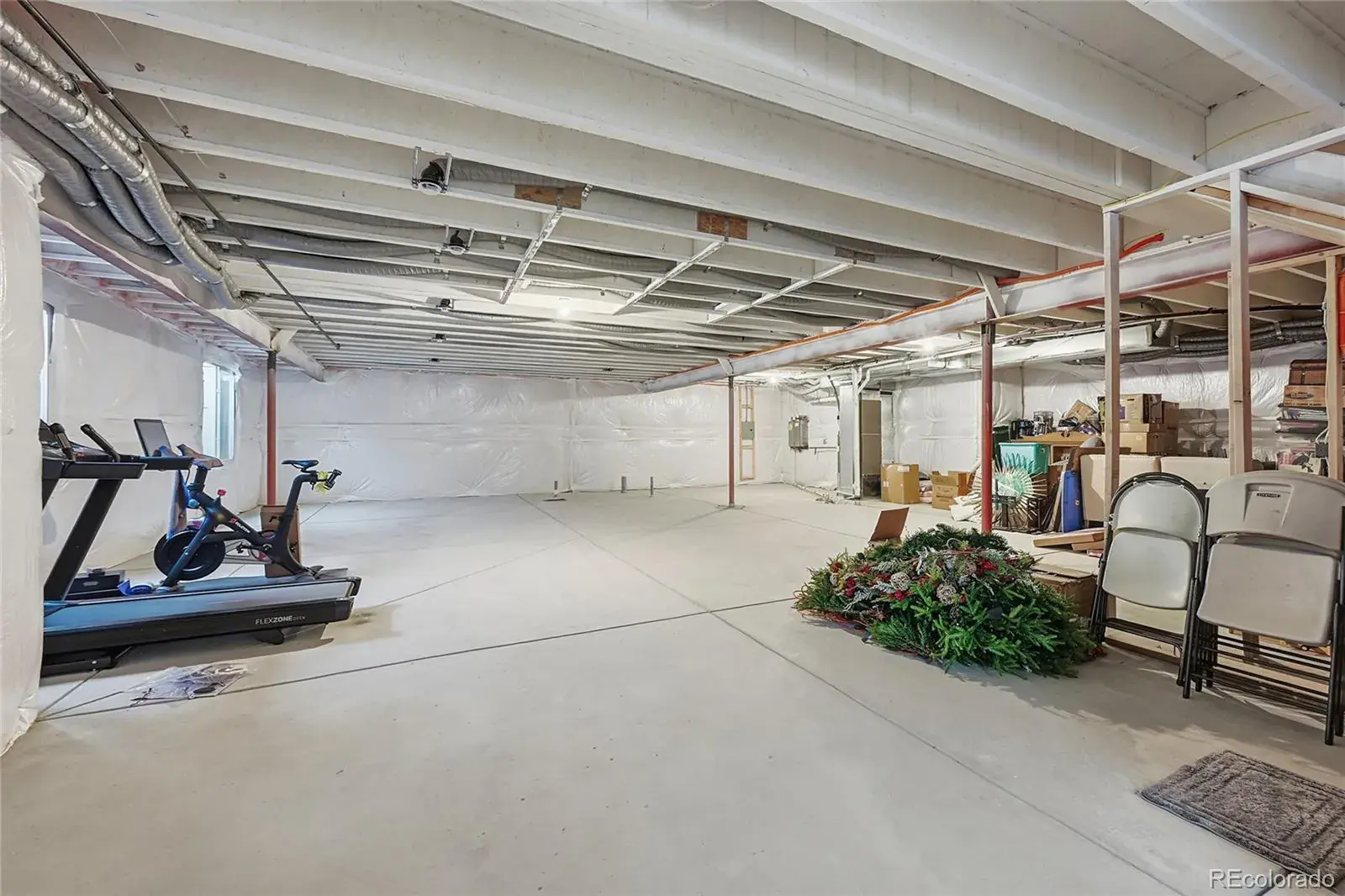8708 S Quatar Street Aurora CO 80016 MLS #REC3981840 02242026182848 1600 28