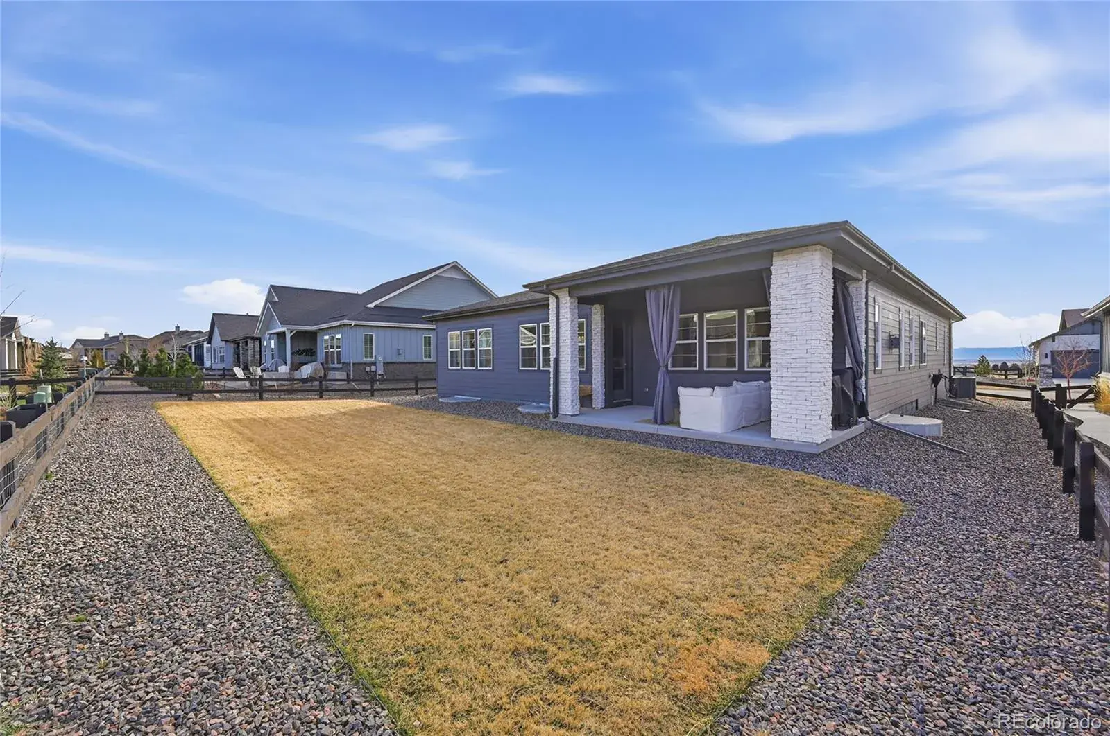 8708 S Quatar Street Aurora CO 80016 MLS #REC3981840 02242026182848 1600 33