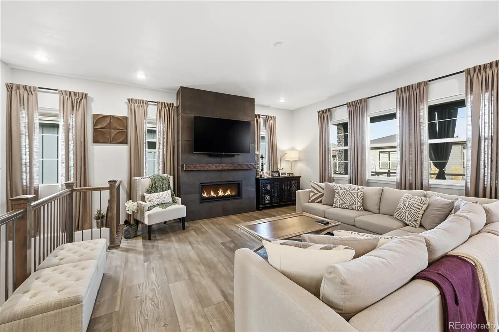 8708 S Quatar Street Aurora CO 80016 MLS #REC3981840 02242026182848 1600 7