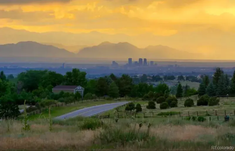 8708 S Quatar Street Aurora CO 80016 MLS #REC3981840 02242026182848 800 48