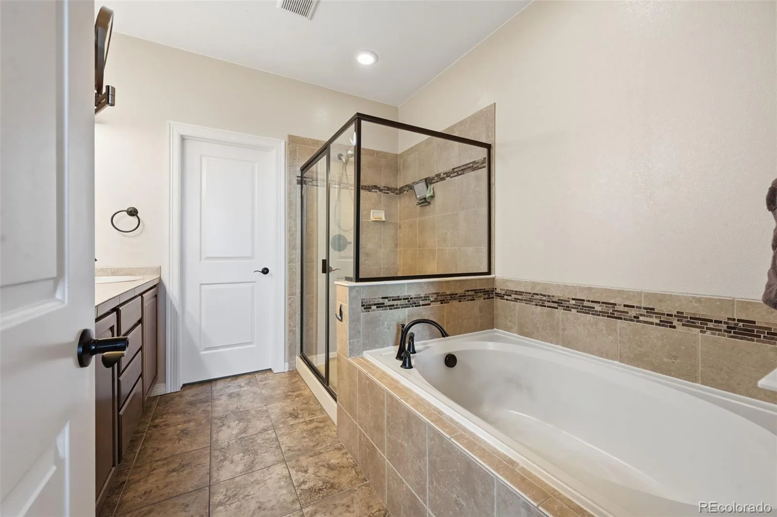 6962 Fargo Trail Littleton CO 80125 | MLS #REC3984661 06272026033905 1600 16