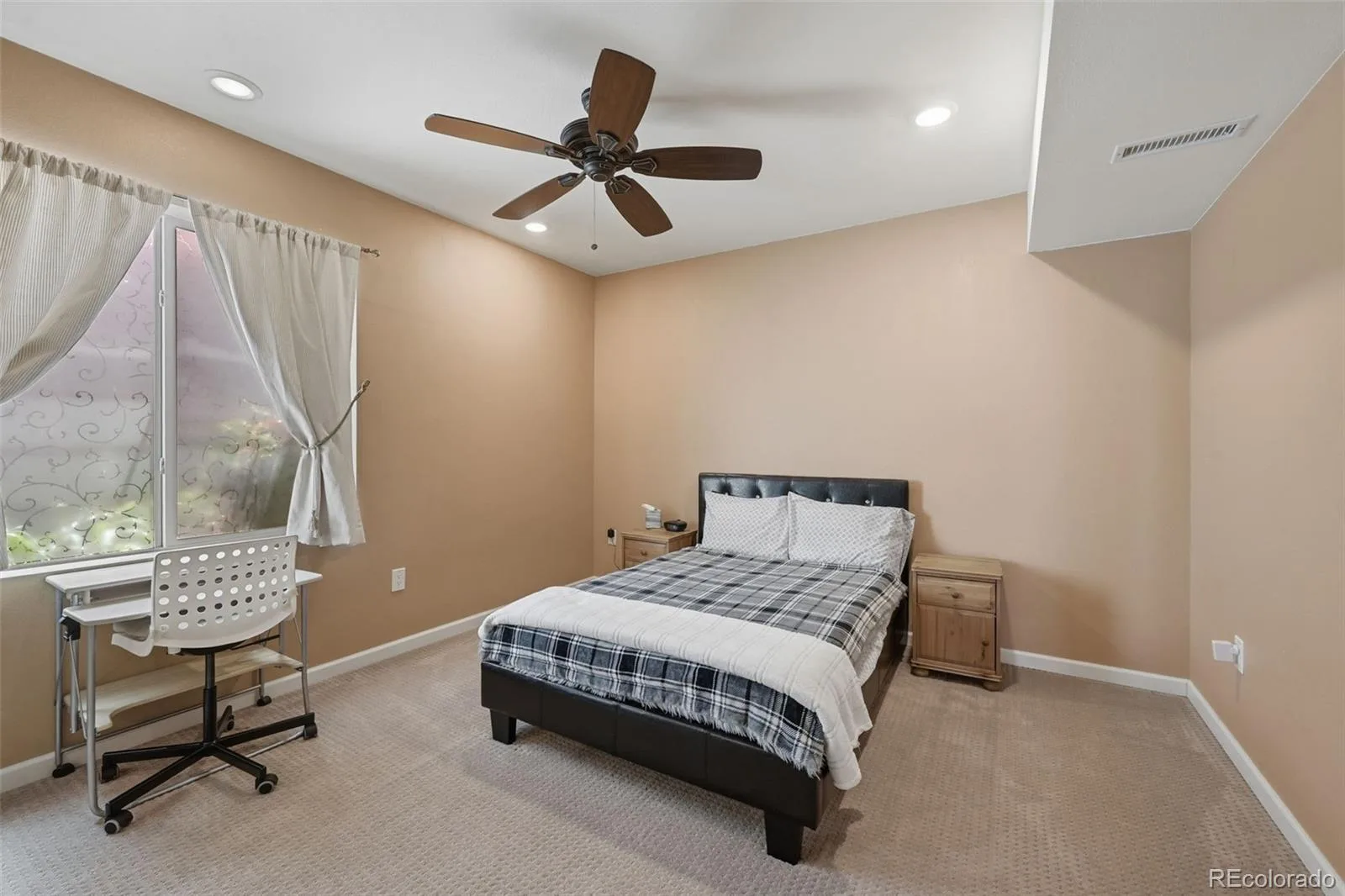 6962 Fargo Trail Littleton CO 80125 | MLS #REC3984661 06272026033905 1600 29