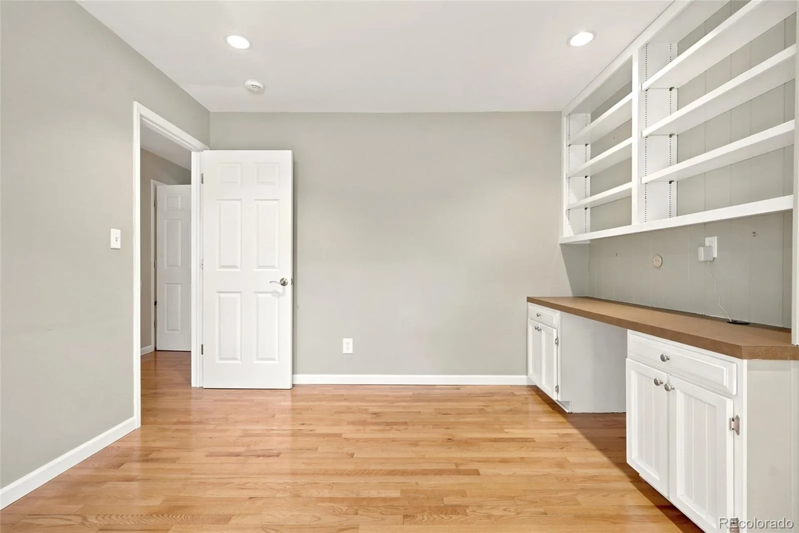 6411 E Irish Place Englewood CO 80112 MLS #REC3985115 07062026231623 1600 25