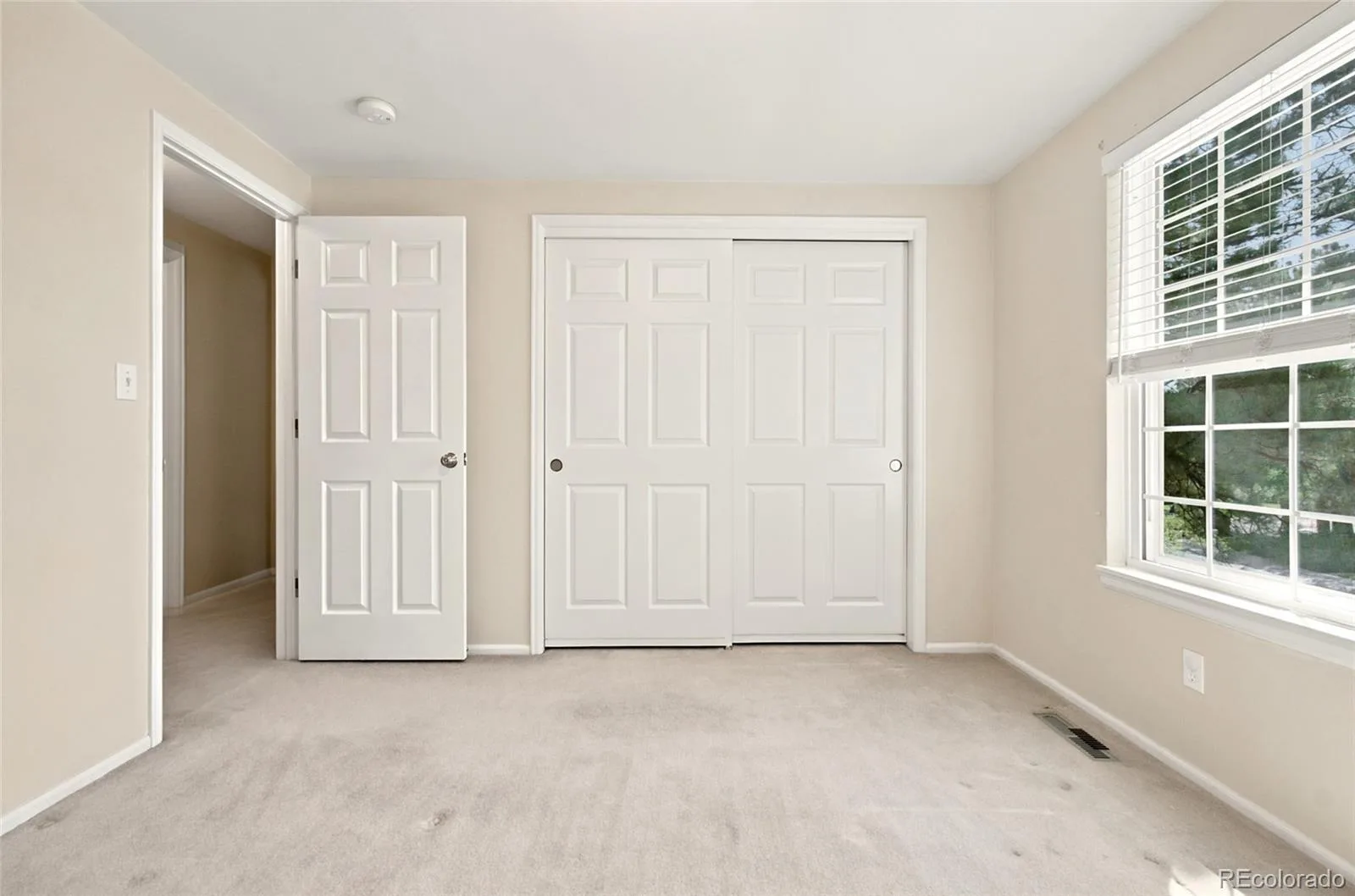 6411 E Irish Place Englewood CO 80112 MLS #REC3985115 07062026231623 1600 31