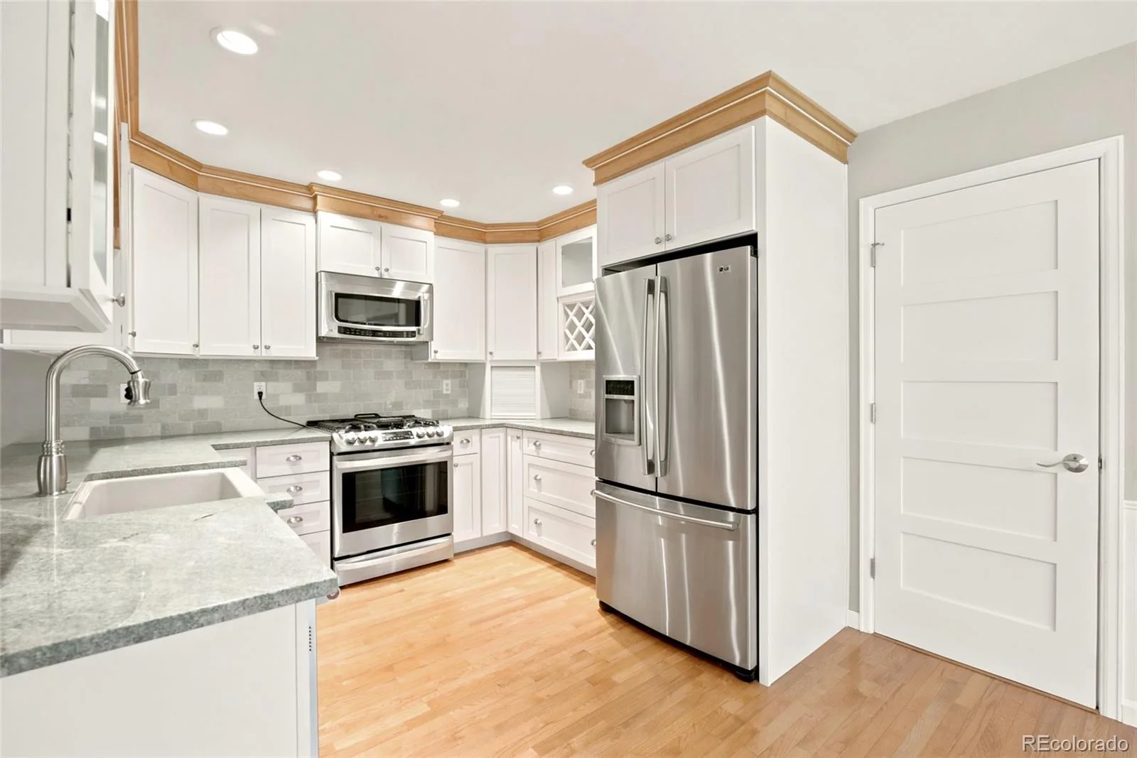 6411 E Irish Place Englewood CO 80112 MLS #REC3985115 07062026231623 1600 7
