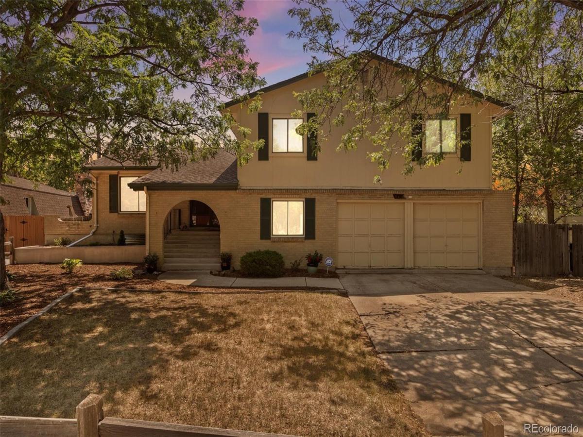 8412 Newland Drive Arvada CO 80003 | MLS #REC3985636 MLS #REC3985636 image #0