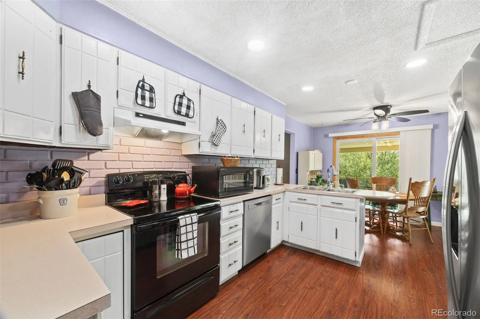 8412 Newland Drive Arvada CO 80003 MLS #REC3985636 07152026232941 1600 16