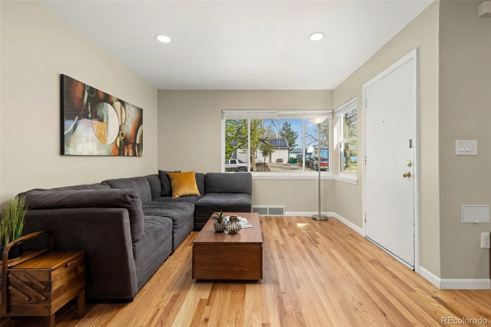 1157 Kingston Street Aurora CO 80010 MLS #REC3987383 04302026212500 1600 14