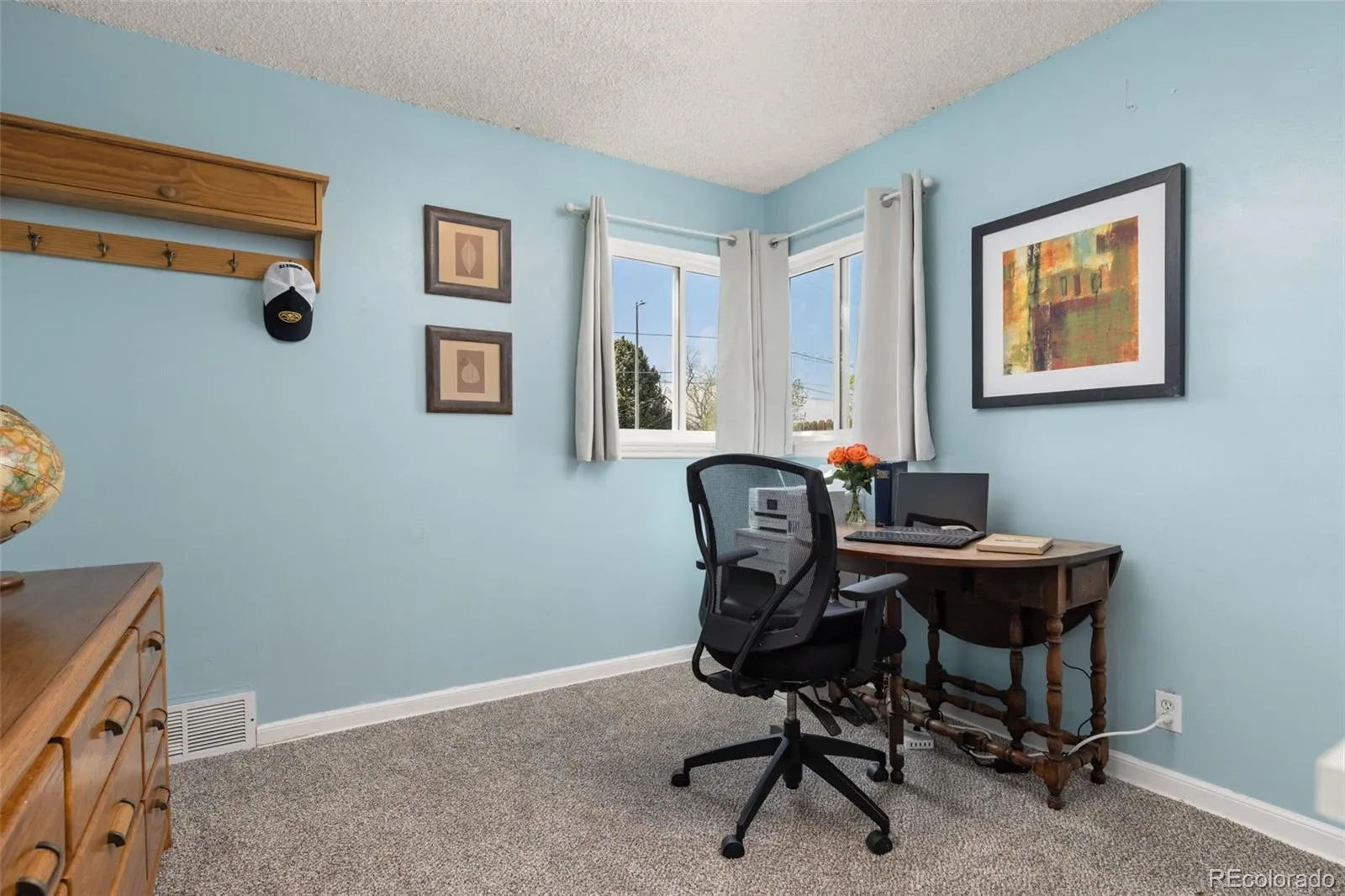 1157 Kingston Street Aurora CO 80010 MLS #REC3987383 04302026212500 1600 21