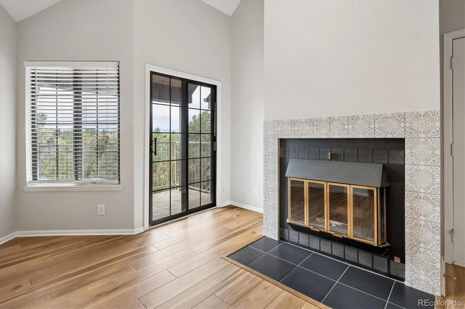 846 S Vance Street #F Lakewood CO 80226 MLS #REC3988208 04162026234020 1600 14
