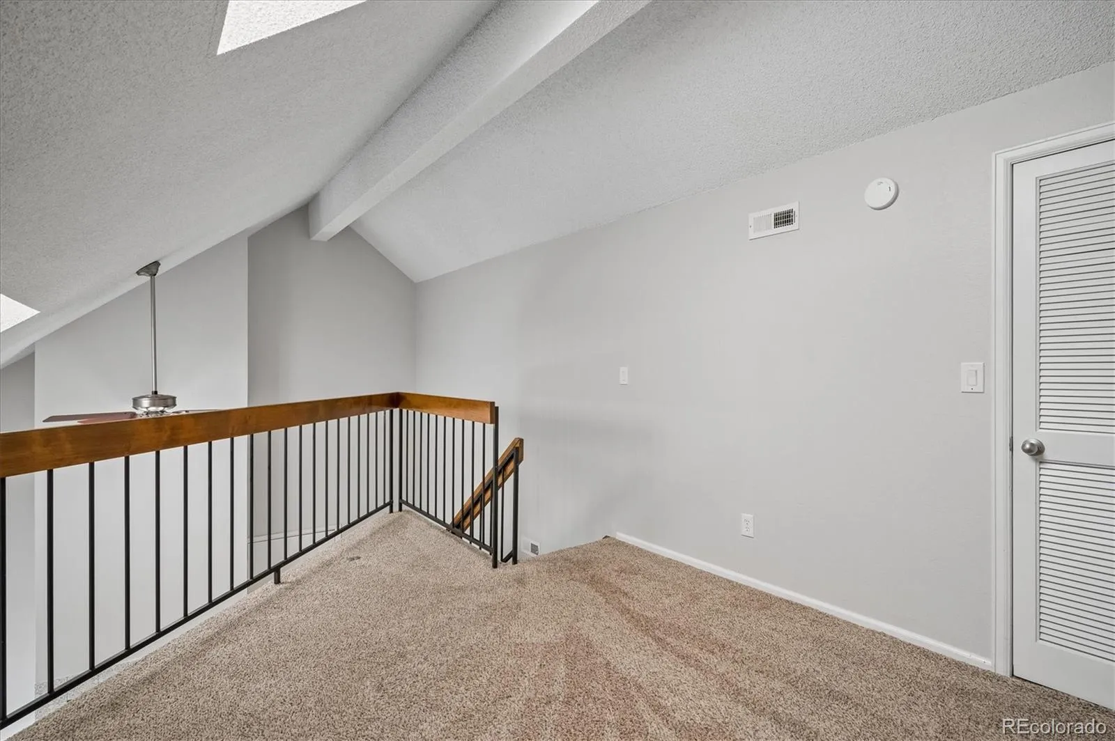 846 S Vance Street #F Lakewood CO 80226 MLS #REC3988208 04162026234020 1600 20