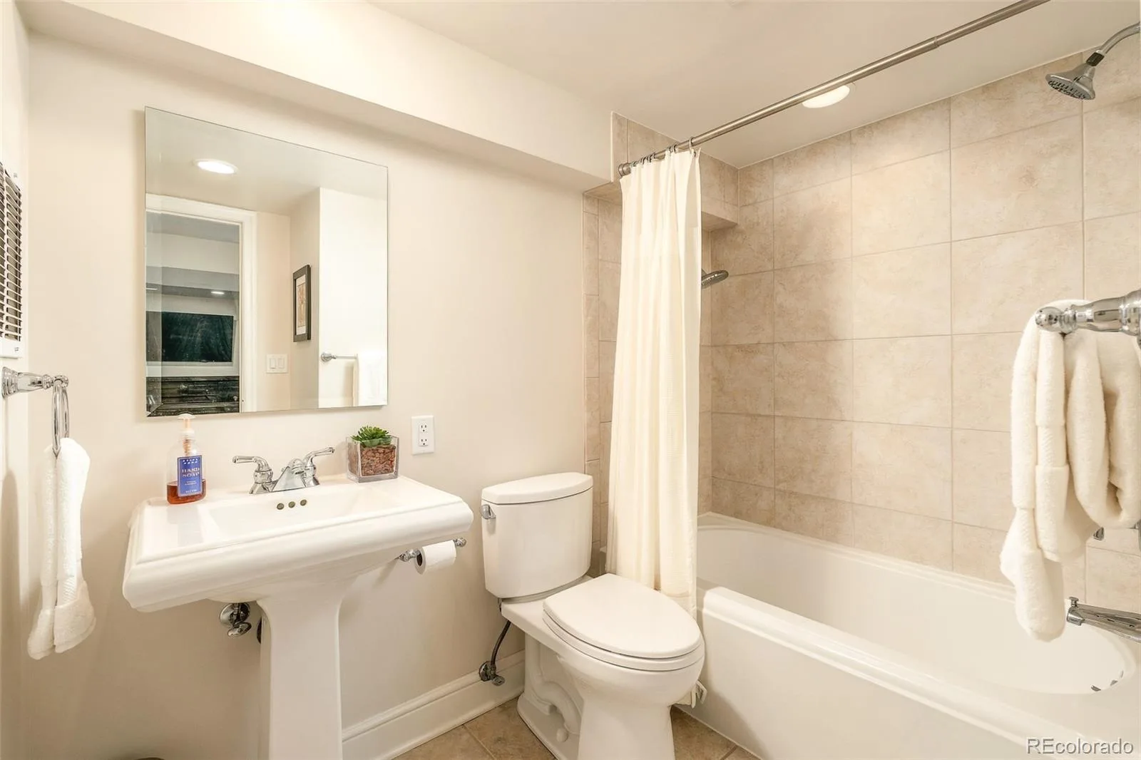 395 Albion Street Denver CO 80220 | MLS #REC3988647 10072026151239 1600 42