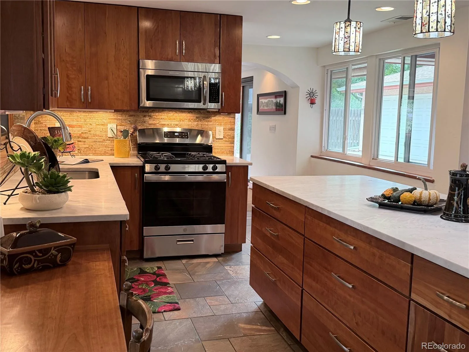 445 Garland Street Lakewood CO 80226 | MLS #REC3990111 09262026071354 1600 12