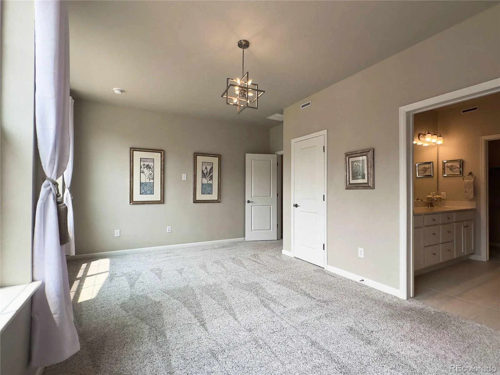8428 Galvani Trail #B Littleton CO 80129 | MLS #REC3990368 06242026230413 1600 14