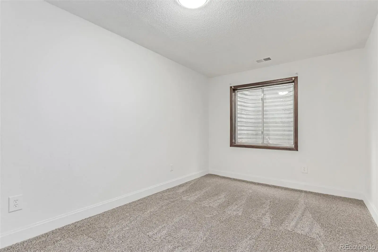 04252025053837 1600 20