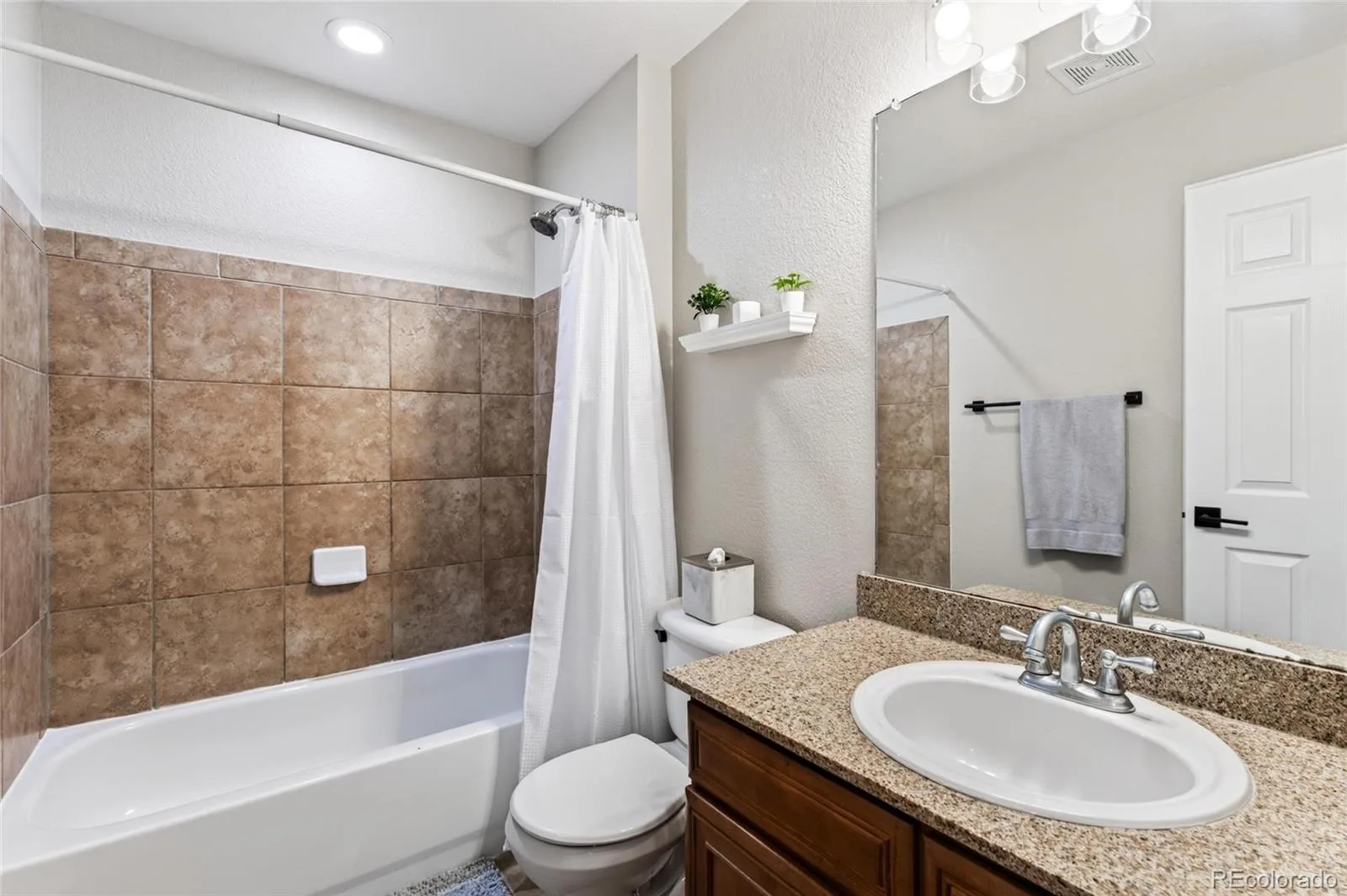 337 Peabody Street Castle Rock CO 80104 | MLS #REC3991162 07252026002427 1600 22