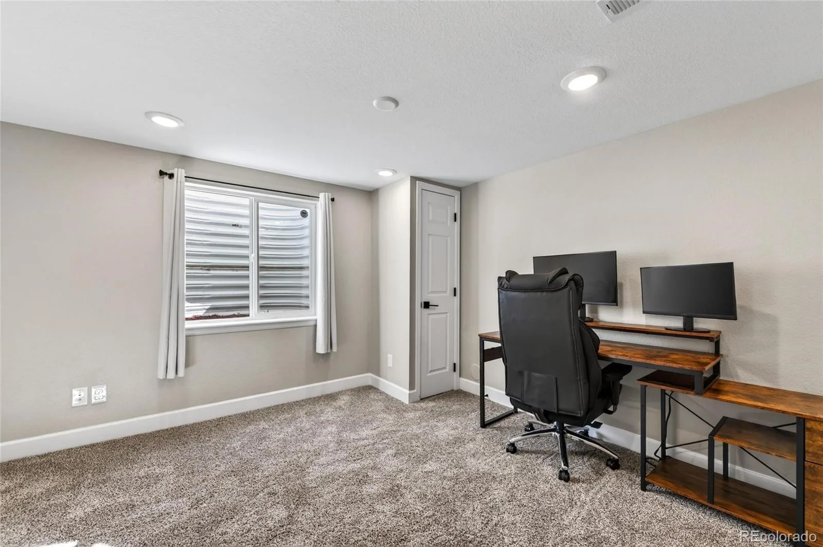337 Peabody Street Castle Rock CO 80104 | MLS #REC3991162 07252026002427 1600 28