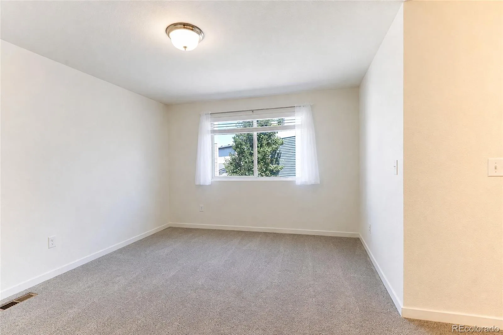 19109 E 54th Place Denver CO 80249 | MLS #REC3993047 09222026164351 1600 12