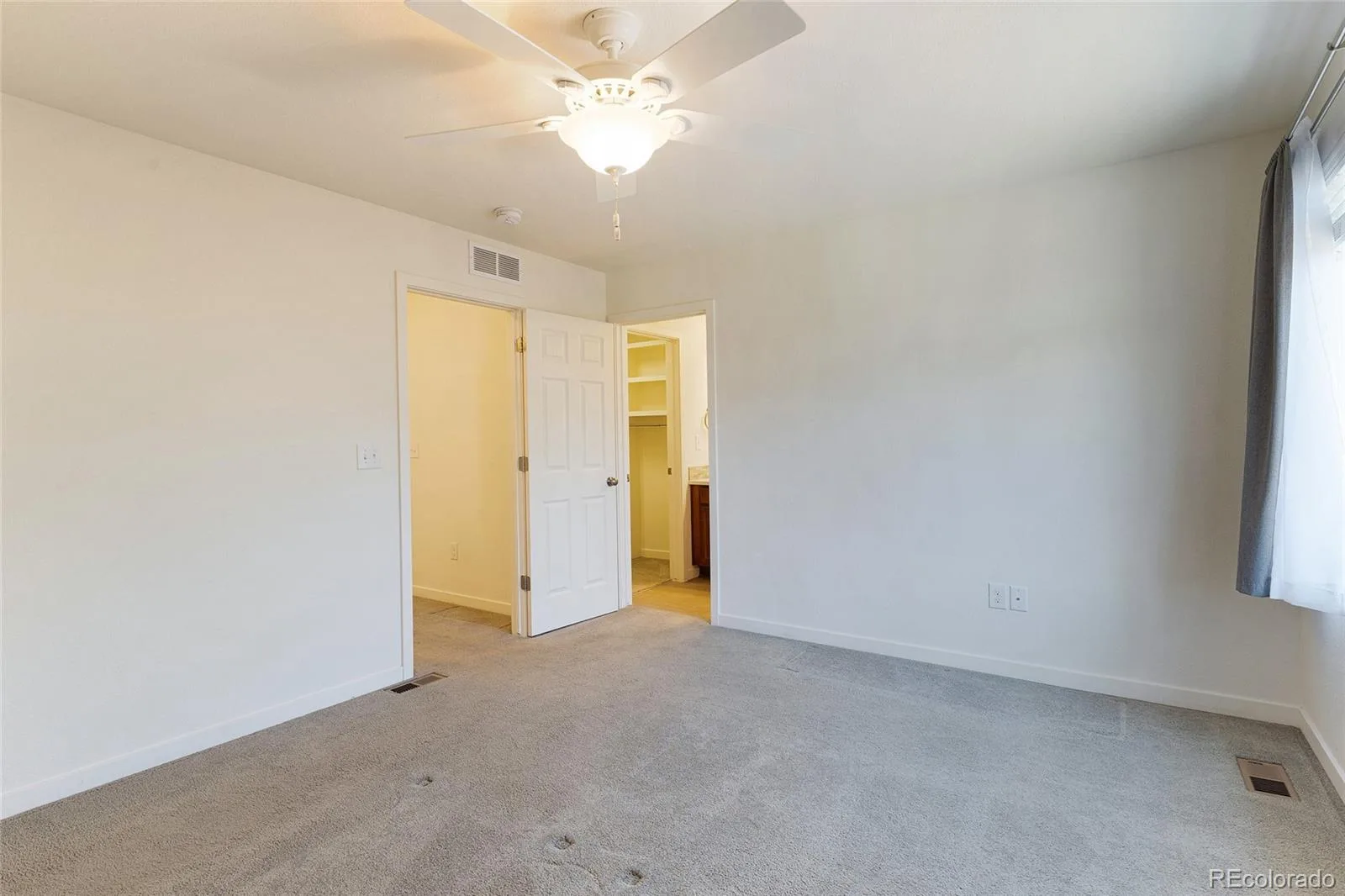 19109 E 54th Place Denver CO 80249 | MLS #REC3993047 09222026164351 1600 19