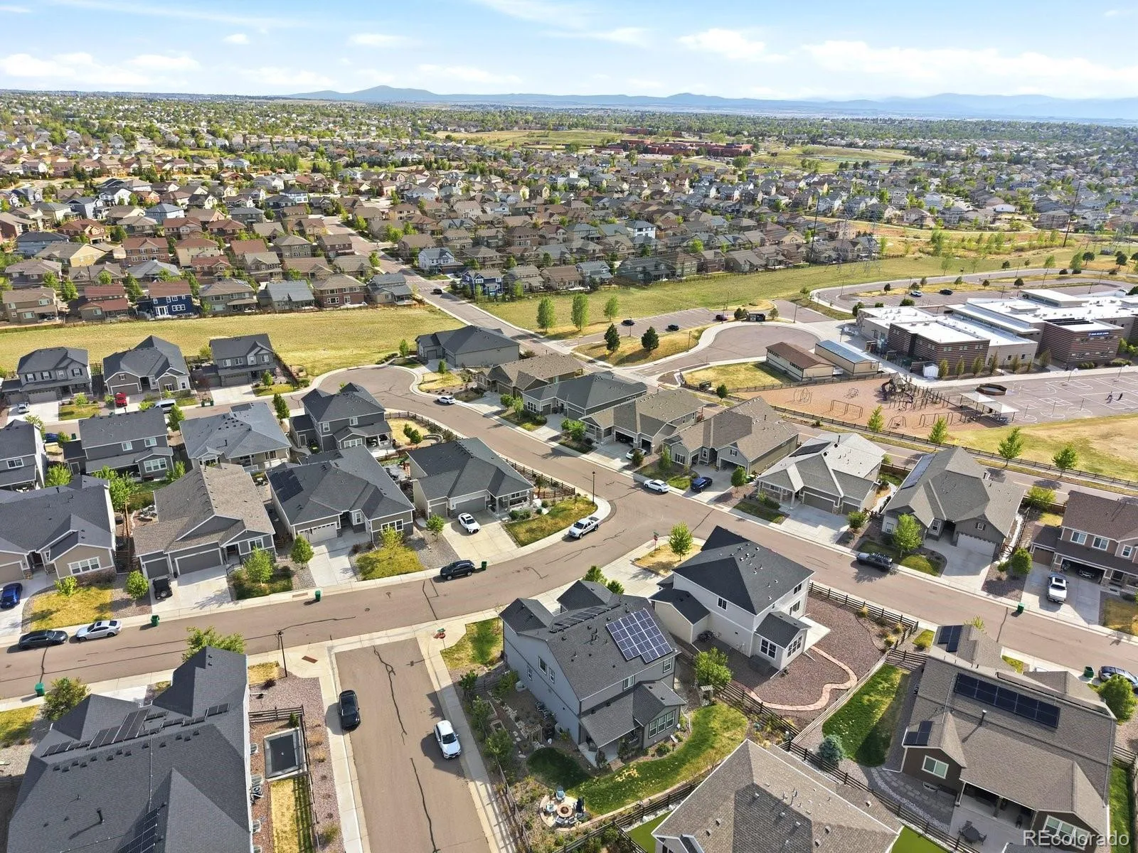 22617 E Tufts Avenue Aurora CO 80015 MLS #REC3994762 05182026174837 1600 39