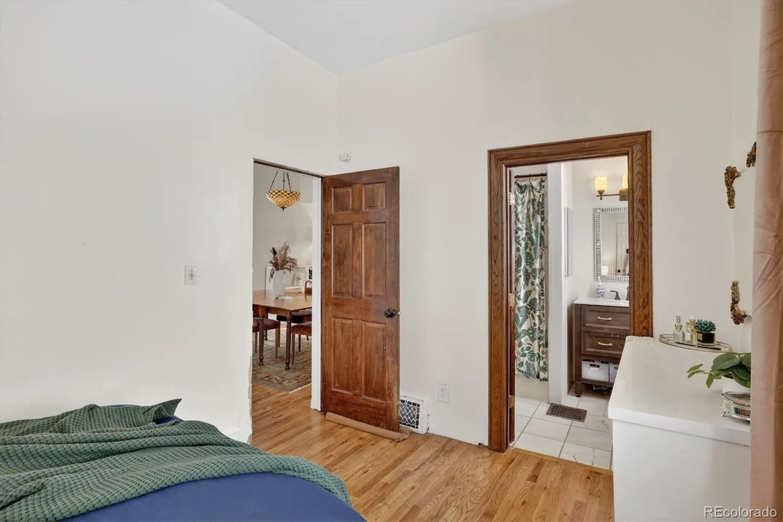 3030 N Marion Street Denver CO 80205 MLS #REC3997608 06042026140957 1600 14